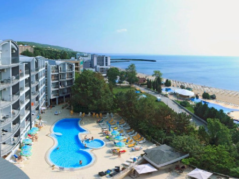 LUNA Golden Sands