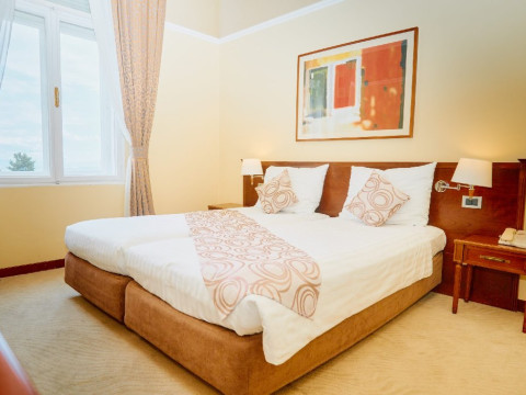 Hotel Bristol (Opatija)