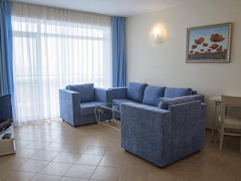 ROYAL BAY KAVARNA