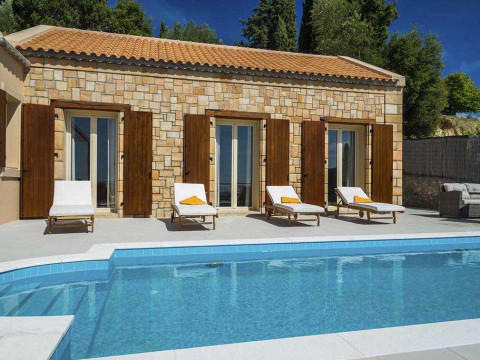 Monambeles Villas