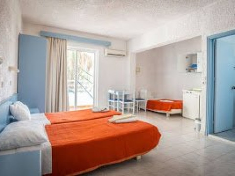 Anika Studios (D)