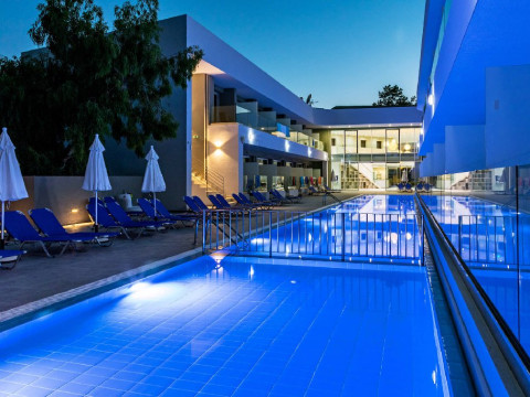 White Olive Premium Hotel (Laganas)