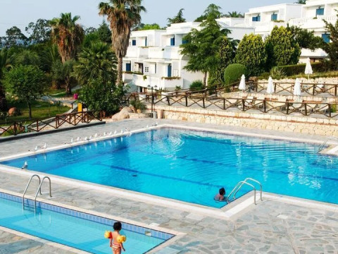 Agionissi Resort