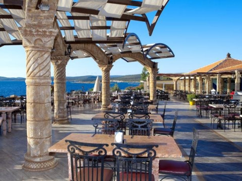 CLUB RESORT ATLANTIS
