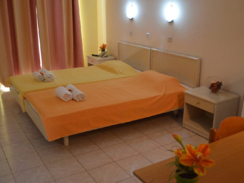 Kremasti Memories Apartments