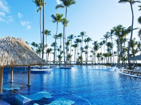BARCELO BAVARO BEACH (adults only)