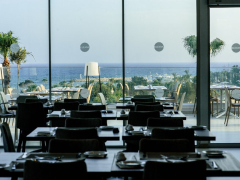 Eleana Hotel 