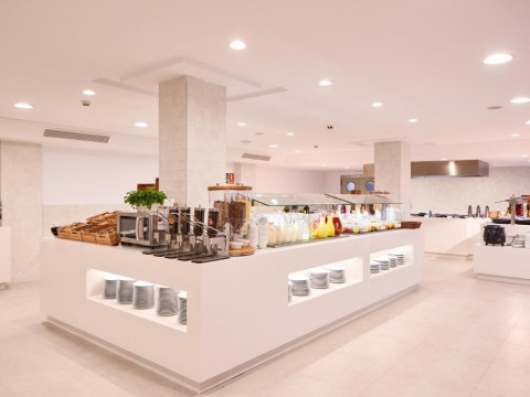 Ahoi! Urban Beach Hotel