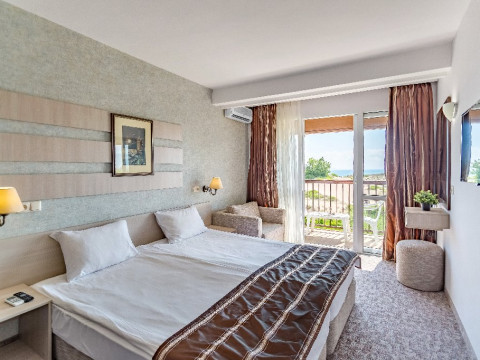 IMPERIAL RESORT