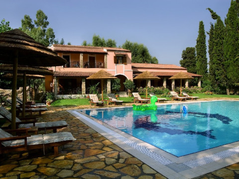 CORFU CLUB APARTHOTEL