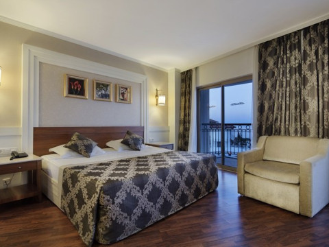 ALBA QUEEN HOTEL