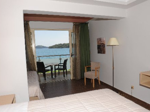 Armeno Beach (NIDRI)