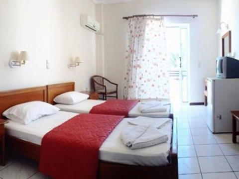 Paradise Beach (recomandat 2*+) (Argassi)