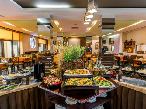 MURITE CLUB - Razlog