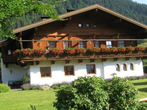 LANDHAUS SALZBURG (DIENTEN)