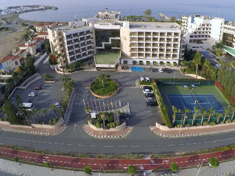 Grand Resort Beach