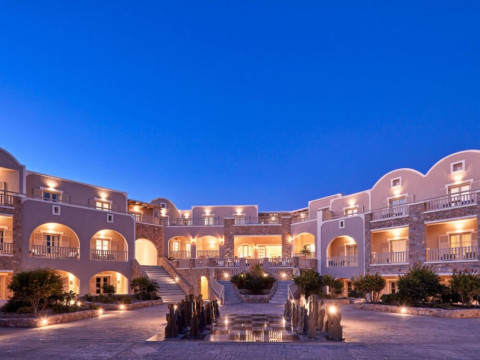Santo Miramare Resort (Perivolos - Santorini)