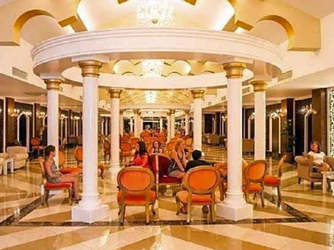 CONCORDIA CELES HOTEL