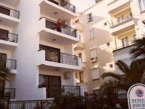 TUNTAS SUITES ALTINKUM APART