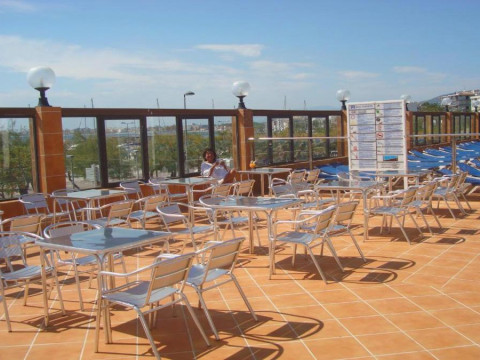UNIVERS HOTEL