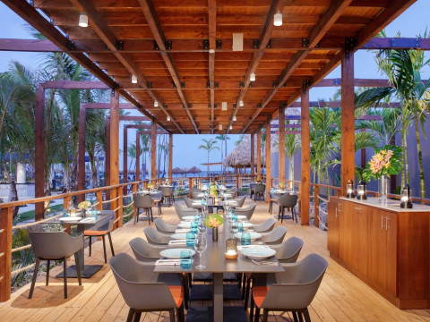 Dreams Flora Resort & Spa