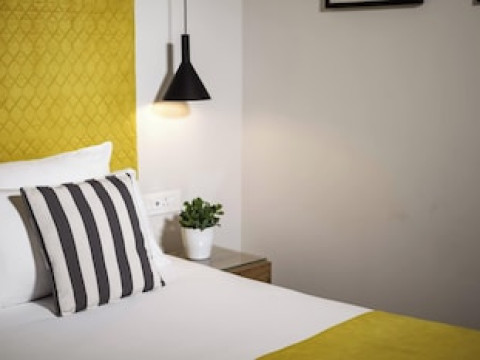 URBAN ROOMS