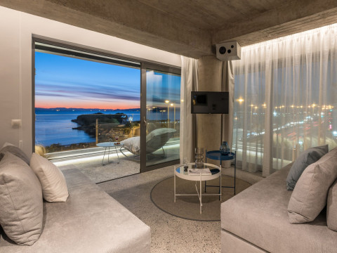 Alimos Urban Suites