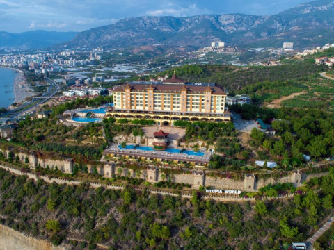 UTOPIA WORLD HOTEL