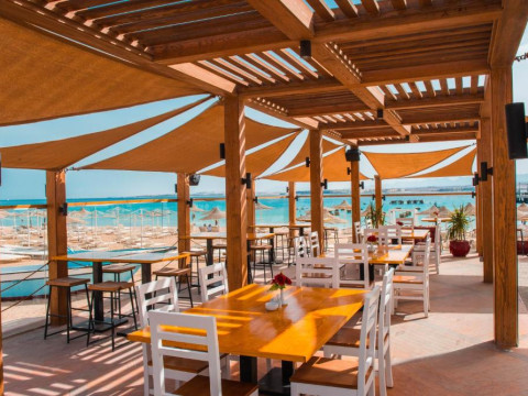 V Grand Beach Resort (ex. Pyramisa Beach Resort Sahl Hasheesh)