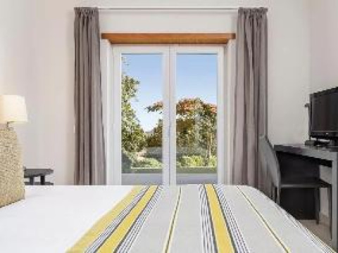 Vale da Ribeira Residences
