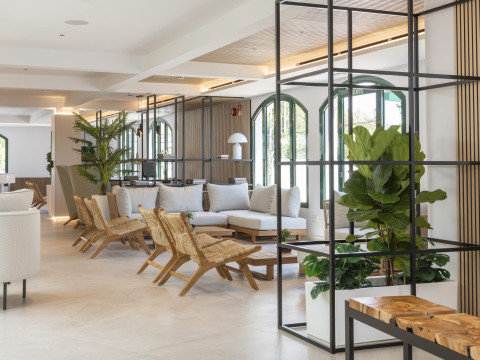 Valentin Somni Hotel & Suites