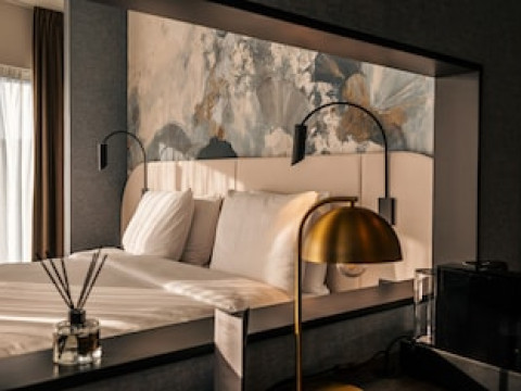 VAN DER VALK GENT
