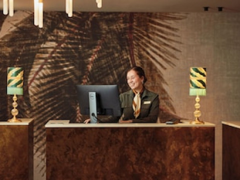 VAN DER VALK GENT