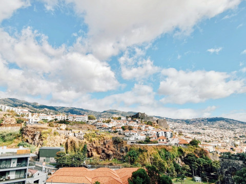 The Views Baia