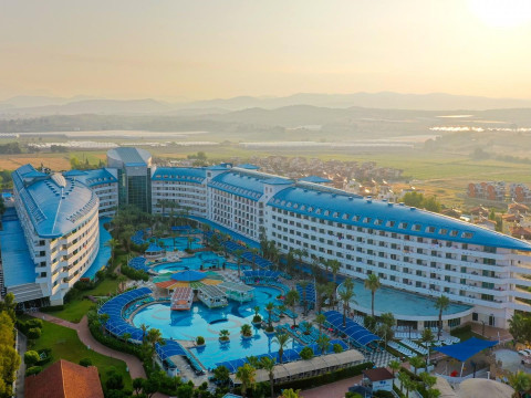 Crystal Admiral Resort Suits and Spa
