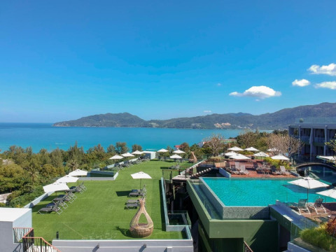 Crest Resort & Pool Villas Phuket
