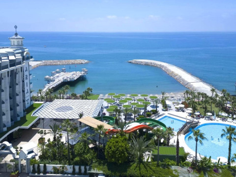 Aria Resort & Spa Hotel