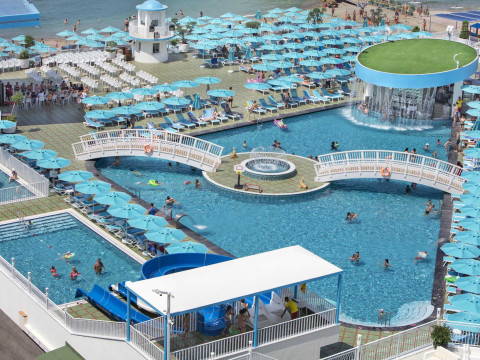 Granada Luxury Beach