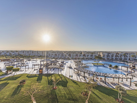 Sunrise Grand Select Crystal Bay Resort