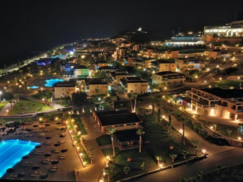 Grand Blue Beach Hotel