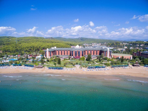 AQI Pegasos Resort