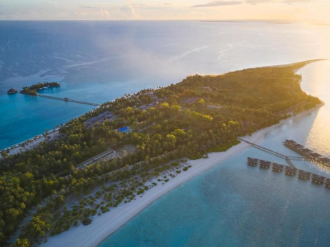 Villa Park Sun Island
