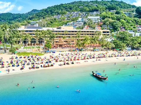 BEYOND RESORT KATA