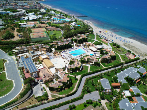 Bella Beach Resort