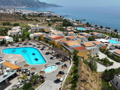 Grand Blue Beach Hotel