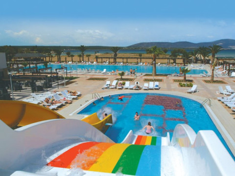 VENOSA BEACH RESORT & SPA