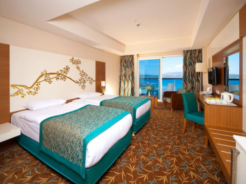 VENOSA BEACH RESORT & SPA