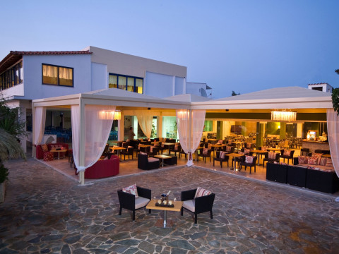 VENUS BEACH HOTEL BUNGALOWS