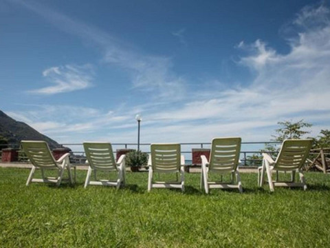 Vesuvian Inn