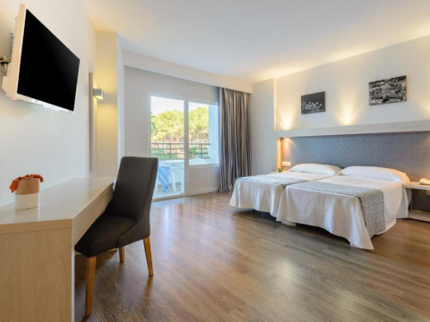 Hotel Vibra Beverly Playa